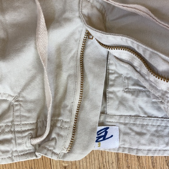 Express women’s Capris cropped pants - Picture 7 of 16